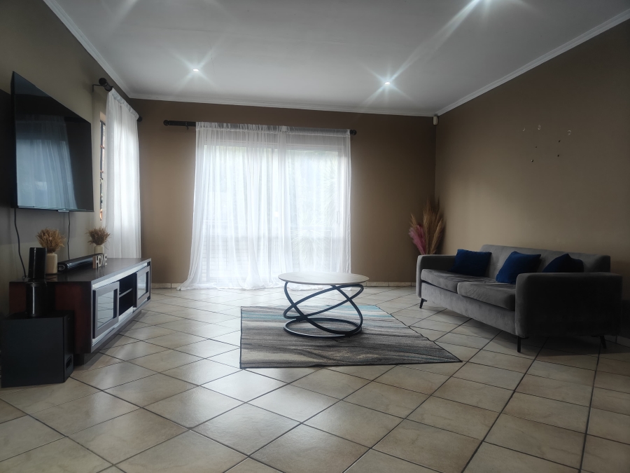 3 Bedroom Property for Sale in Azalea Park North West